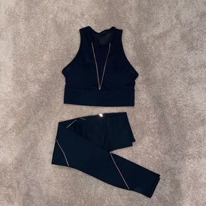 Fabletics Black with Pink Glitter Detailing Workout Set, Small  bra, XS leggings